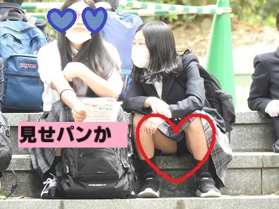 制服姿の女のコを撮影しました！！１８１
