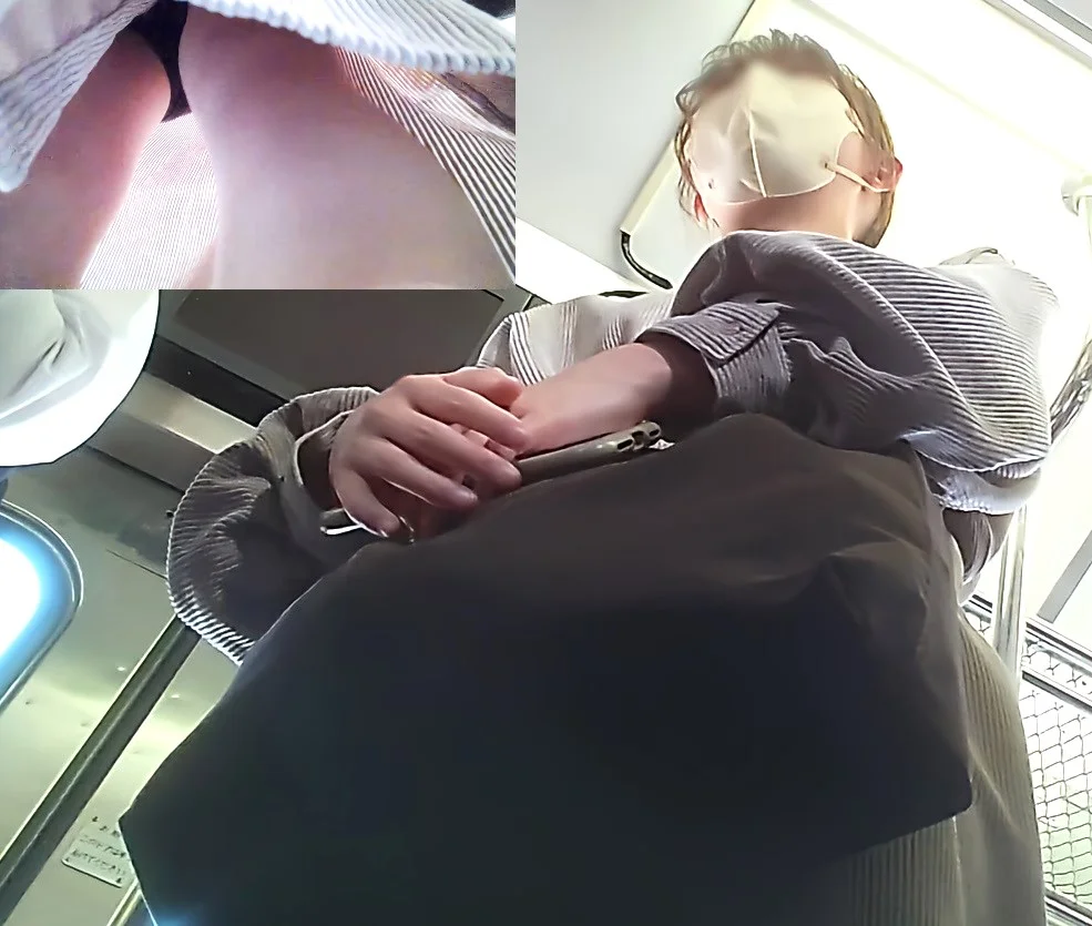 【学校帰りの可愛いJDちゃん】ロング丈ワンピのフロントから中へ侵入