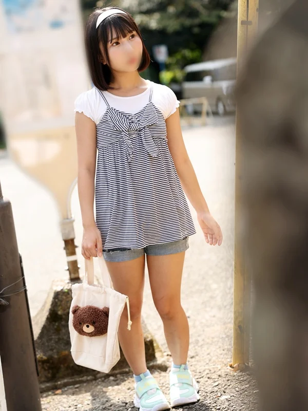 【再販】ちいさいモノ愛好家からの買い取り動画…つるぺた・泣きじゃくり・すやカン・泣きじゃくり許しを請う声を愛でながら無毛ちいさいマンコに
