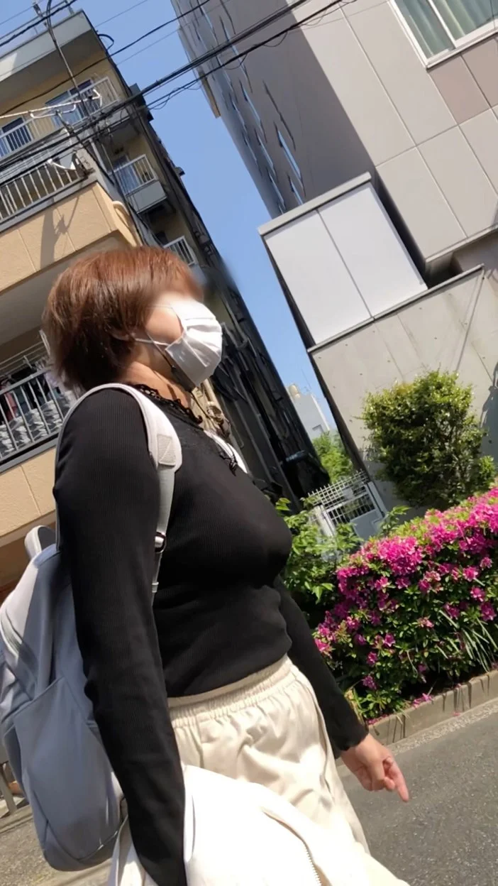 【横からの眺め241】程よい肉付きのＯＬのおっぱい乱舞に大興奮！！-4