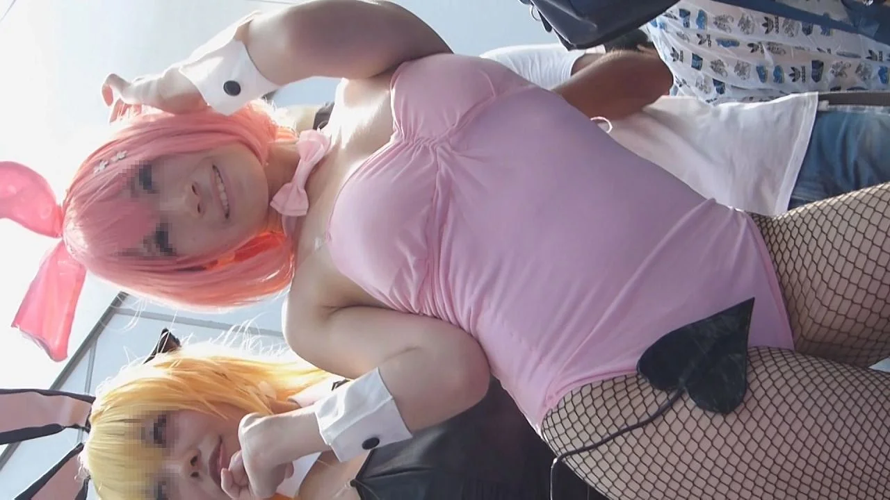 超高画質FHD動画 名古屋コスプレ博覧会！露出娘がカメコに大サービスNO-5 ハイレグバニー二人組編-2