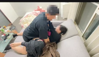 【再販】人妻が嫌がっても感情を押さえつけられず、むりやりフェラさせた後に挿入してしまいました。-2