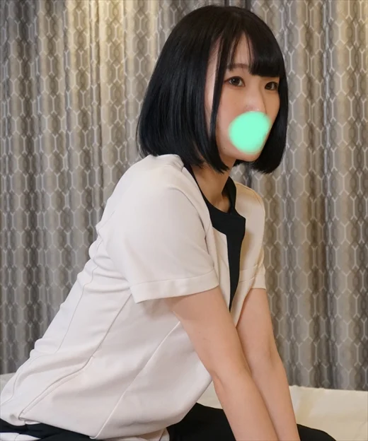 《個人撮影》今の彼氏としかエッチしたことない経験浅めな美人セラピストさんを無理ハメしたら「なにこれ！めっちゃ気持ちいい！」とイキ
