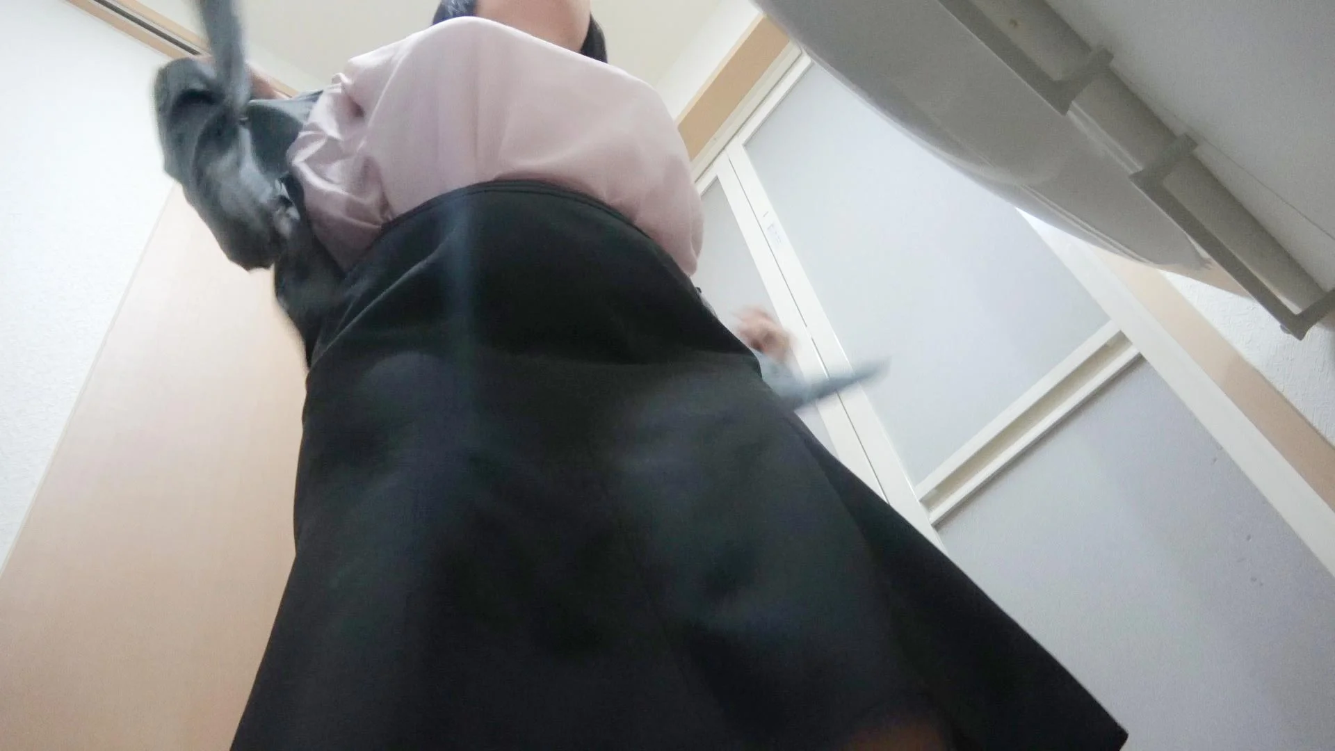 【民泊着替え】過去登場女性…下からの絶景＊未公開＊アングル(巨乳垂れ乳女子特集)237-238人目-4