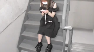 【再販】同僚を自宅マンションに送り届けたついでに交渉して非常階段であんなことしちゃいました