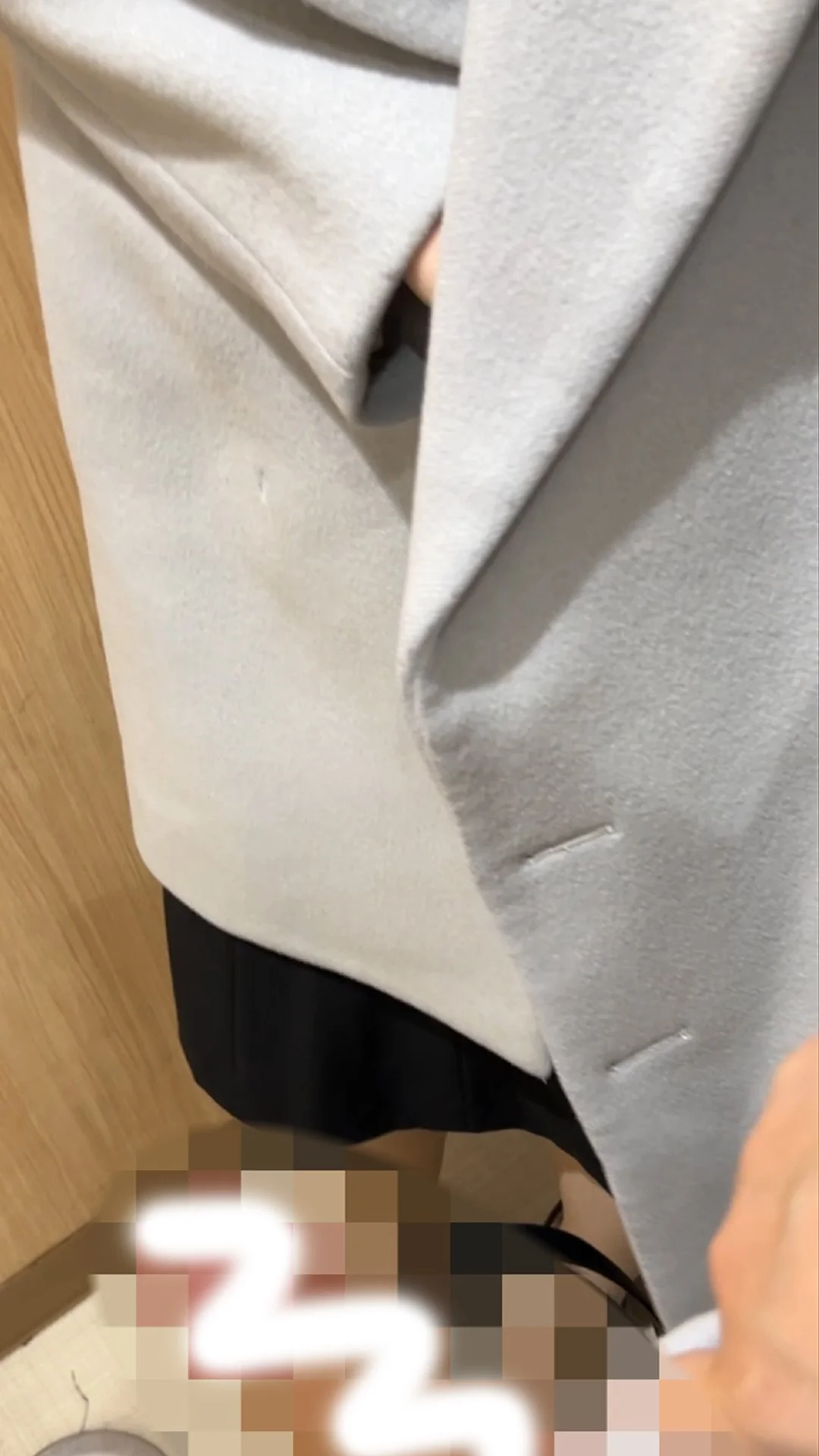 生揉み編！SSS級美女店員さん/Eカップ人妻さんに僕のオナニー見て貰いましたｗｗ/2名分【おっぱいお触り】-5
