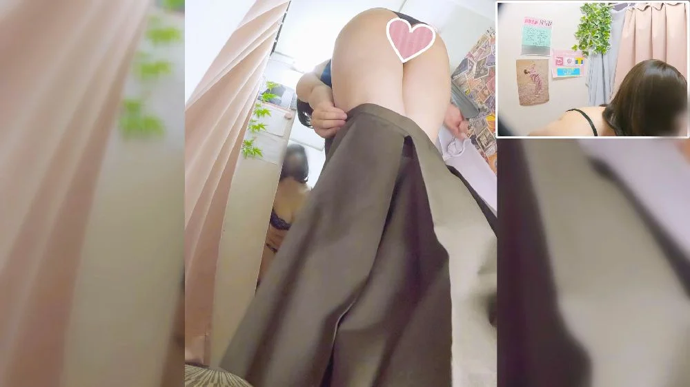 中二病でも胸が見たい！！！！眼帯じぇ～娘はEカップでかパイをムニムニムニ……　僕のお店の試着室588-2