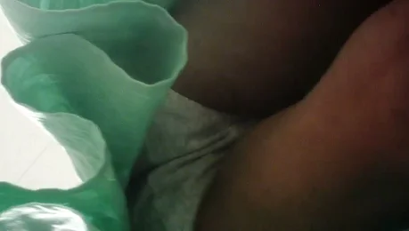 【盗撮】【パンチラ】女子中学生はどんなパンティなのかを検証しました。ローアングルからの撮影結果-1