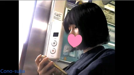 【再販】可愛い女子大生３人のパンストパンティを逆さ撮り！