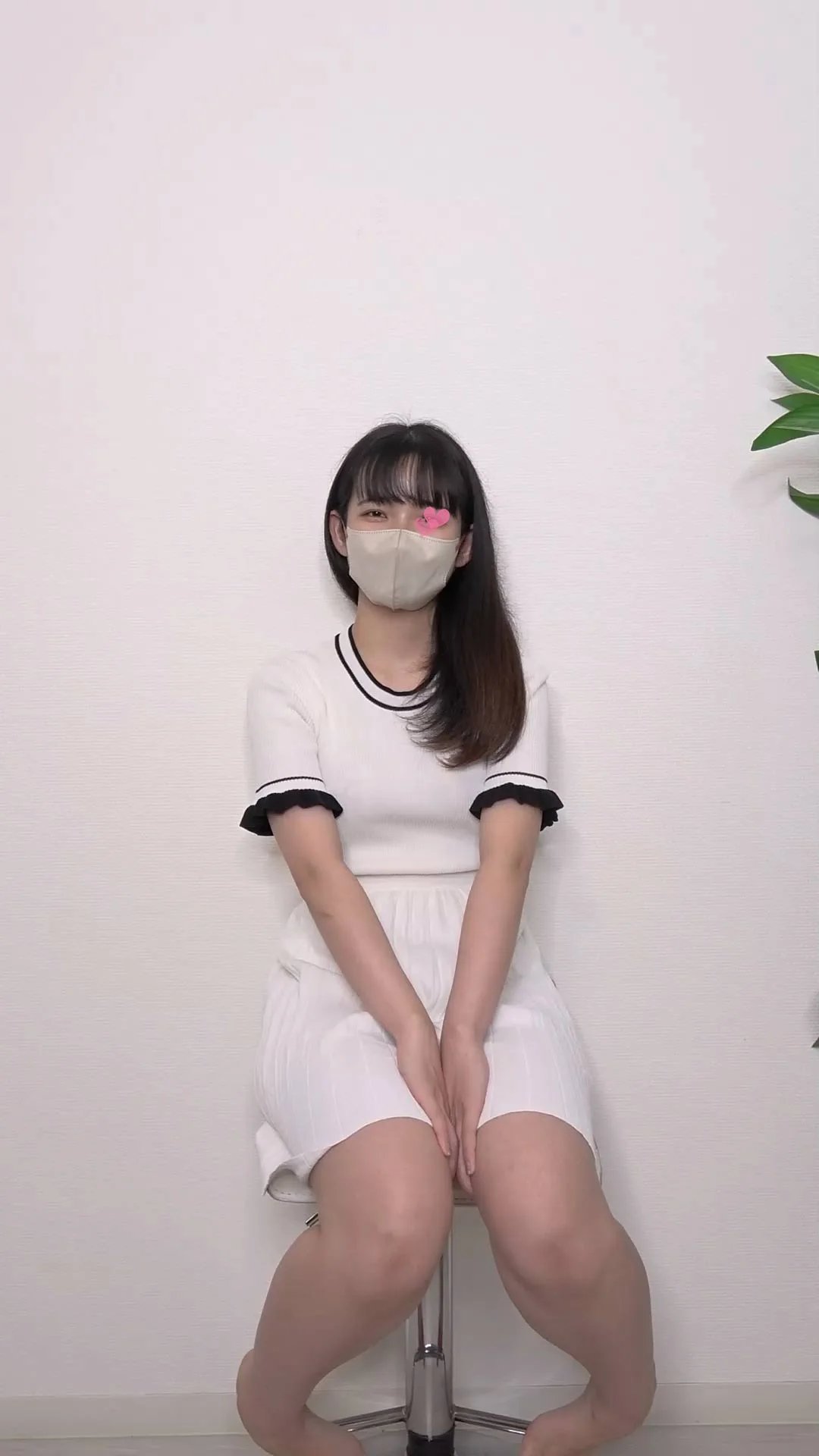 【再販】【縦動画-ピストンマシン①day1】膣バグ起こした彼氏持ち女子大生の特別編【別画角】-1