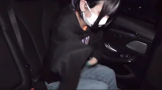 【再販】激ヤバ!!可愛すぎる十代を車内にてお口で…-1