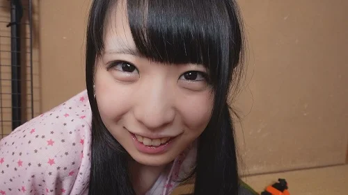 温かくヌルヌルのベロでオジサンの顔面をツバパックしてくれた明るい女子さん（完全オリジナル）