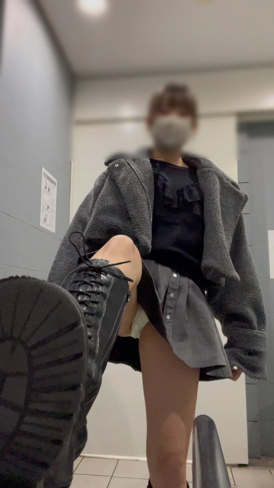JD盗撮日記82　今年も勿論登場！！続・超美脚の激カワ小顔美人JDを電車内で盗撮【※完全主観19分超撮影】-5