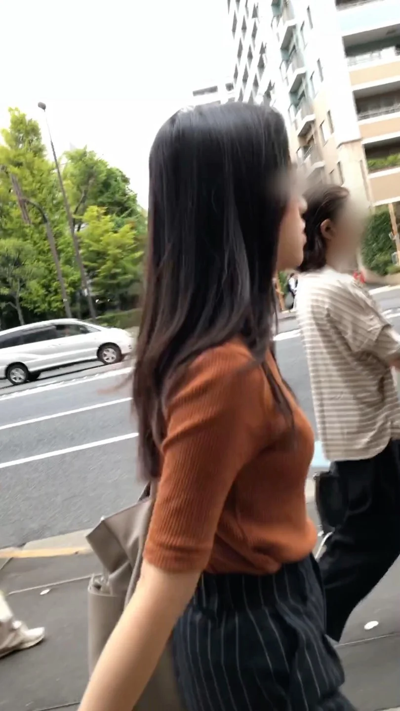 【横からの眺め401_ちっぱいver】程よい肉付きのスリムＯＬのちっぱいを並走で！-4