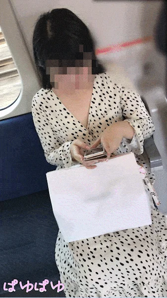 【再販】[胸チラ]心配になるくらい乳首が見えてしまってる胸チラセット[顔有]