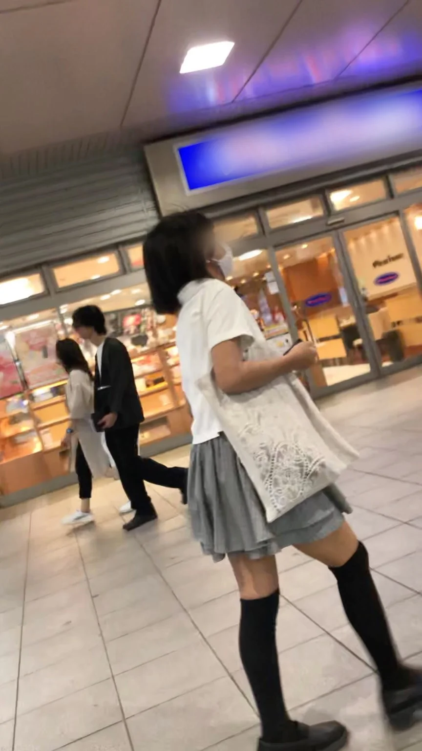 【放課後の眺め158】スタイル抜群の私服ＪＫに大興奮！！-3
