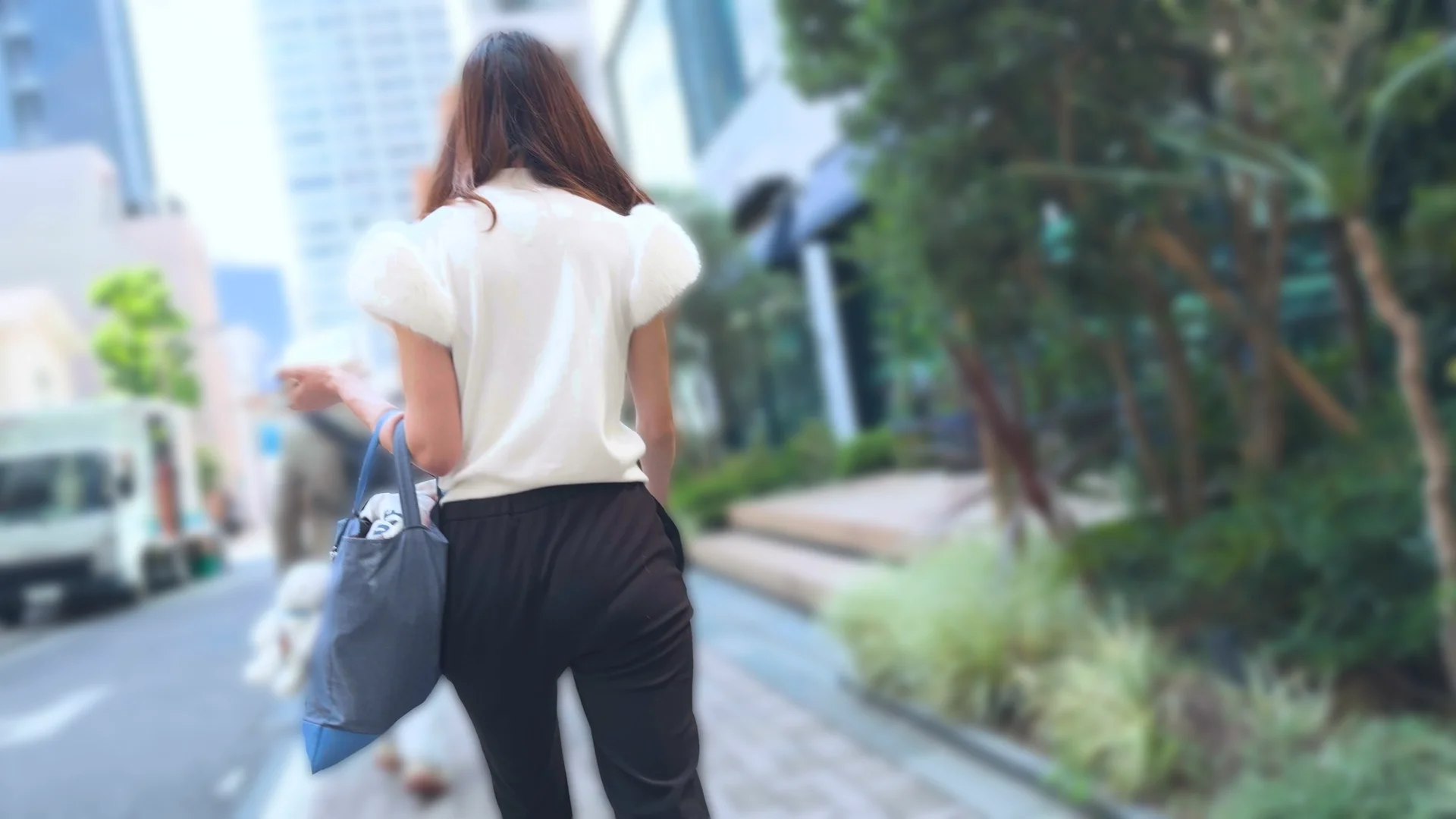 歩行記録0360「最高デカ尻OLさんのあふれだす美人オーラを堪能」(全3名)-3