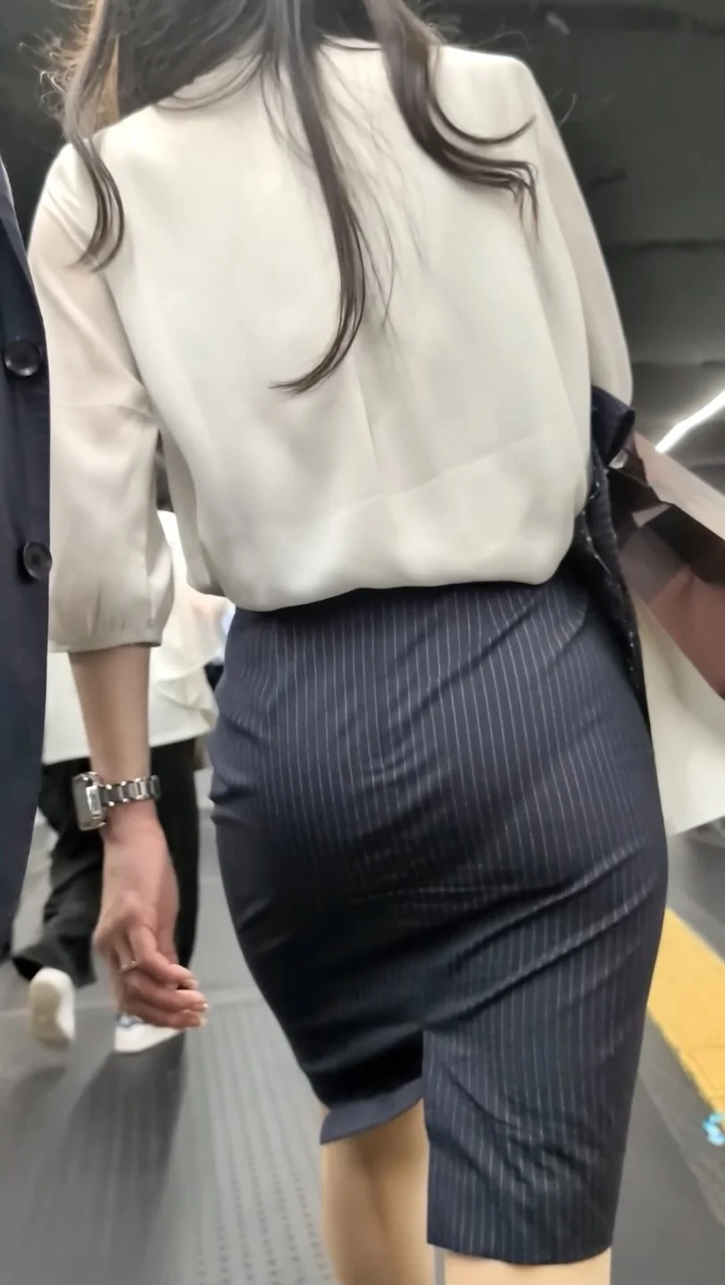【574】男性サラリーマンを誘惑するセクシーOLさん、攻めのタイトスカート！-4