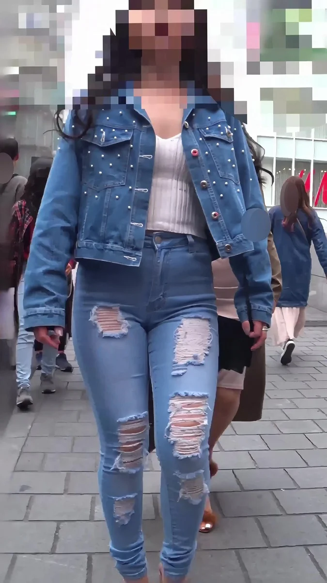 【再販】209巨乳と巨尻のアマゾネスギャルコンビ