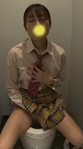 デパートのトイレでこっそりオナニーしちゃうJK218　スレンダー美巨乳の美人JKが大開脚のM字痙攣イキ-1
