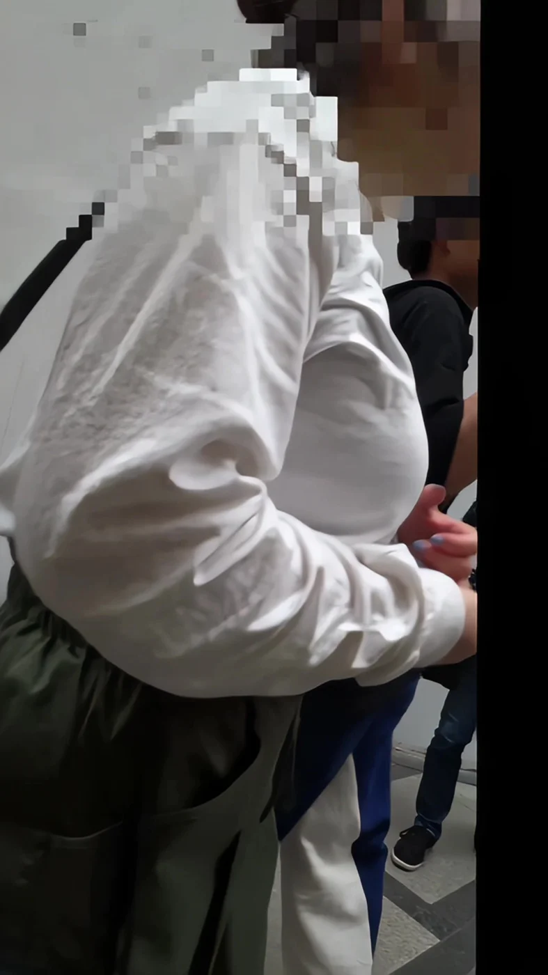 【再販】222隠れ巨乳のふんわり系彼女-4
