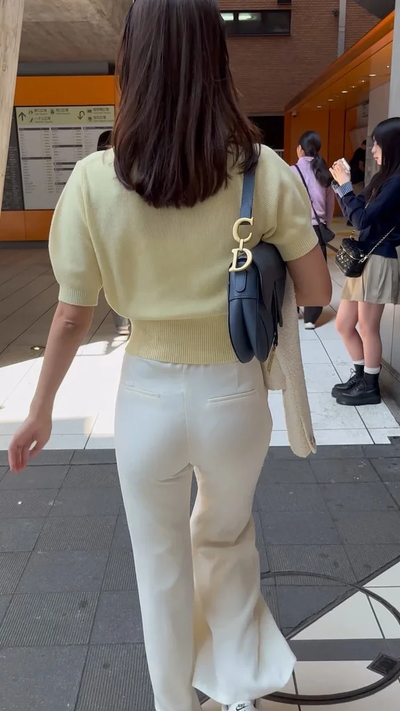 【再販】《４K・高画質》 No.1572「鬼透けているよ！ほぼ下着姿でデートする可愛い金髪GAL」-6