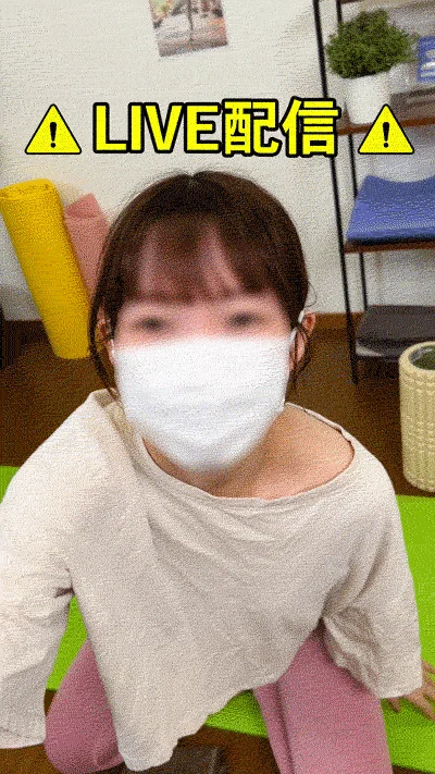 [配信胸ちらハプニング48]ヨガ教師の乳首チラ！アパレル店員の胸チラ事故配信！