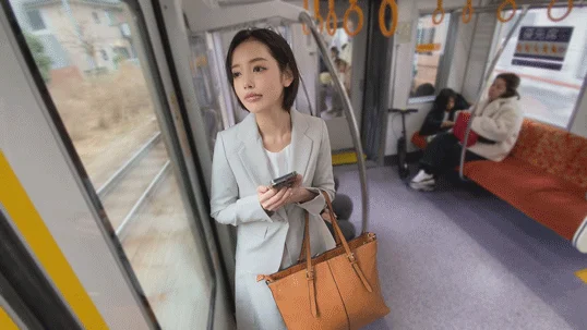 【再販】生保レディをしつこく付け狙い盗撮