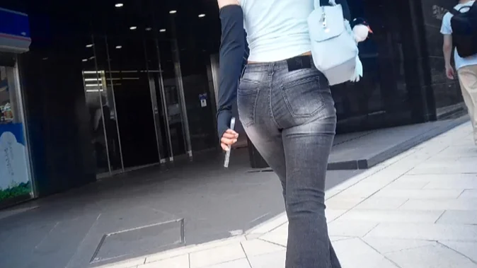 (11名収録)美巨乳美巨尻パーフェクトスタイル美形美人ギャル女子大生のスキニーデニムなど