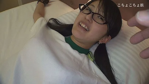 こちょこちょ族　黒髪清純学級員　新たなる旅立ち　19歳　愛　ブルマー編