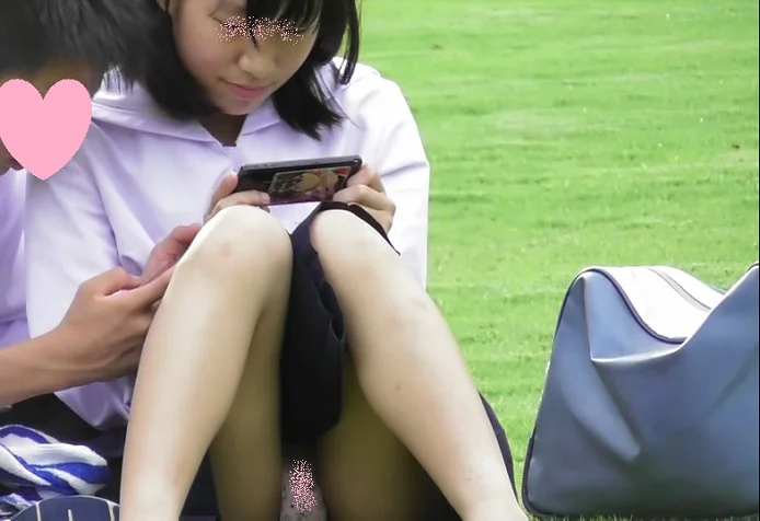 制服コスのいちゃいちゃ丸見え動画(一部削除再編集Ver)-1